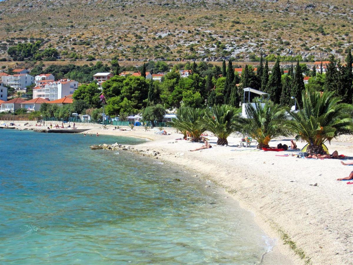 Kaja - Right Next To The Beach Trogir Luaran gambar