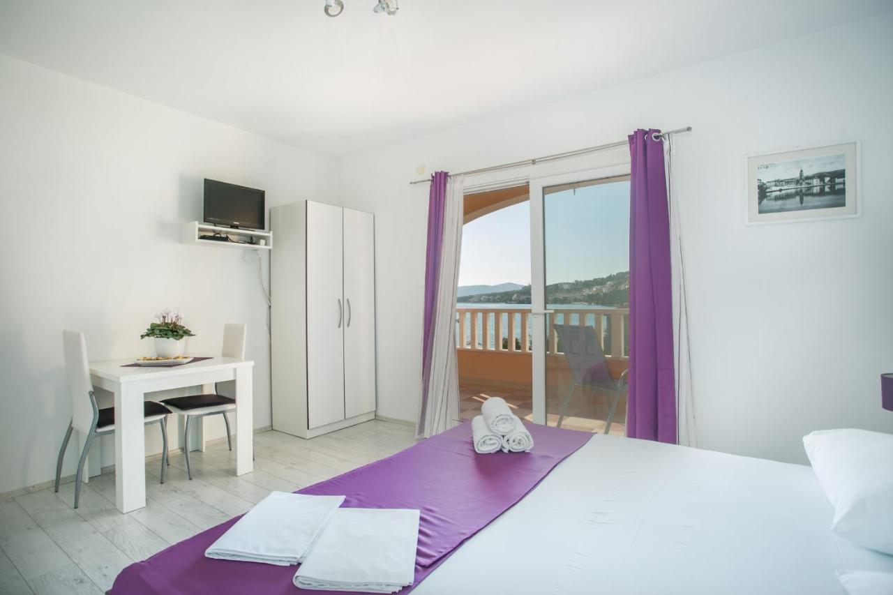 Kaja - Right Next To The Beach Trogir Luaran gambar