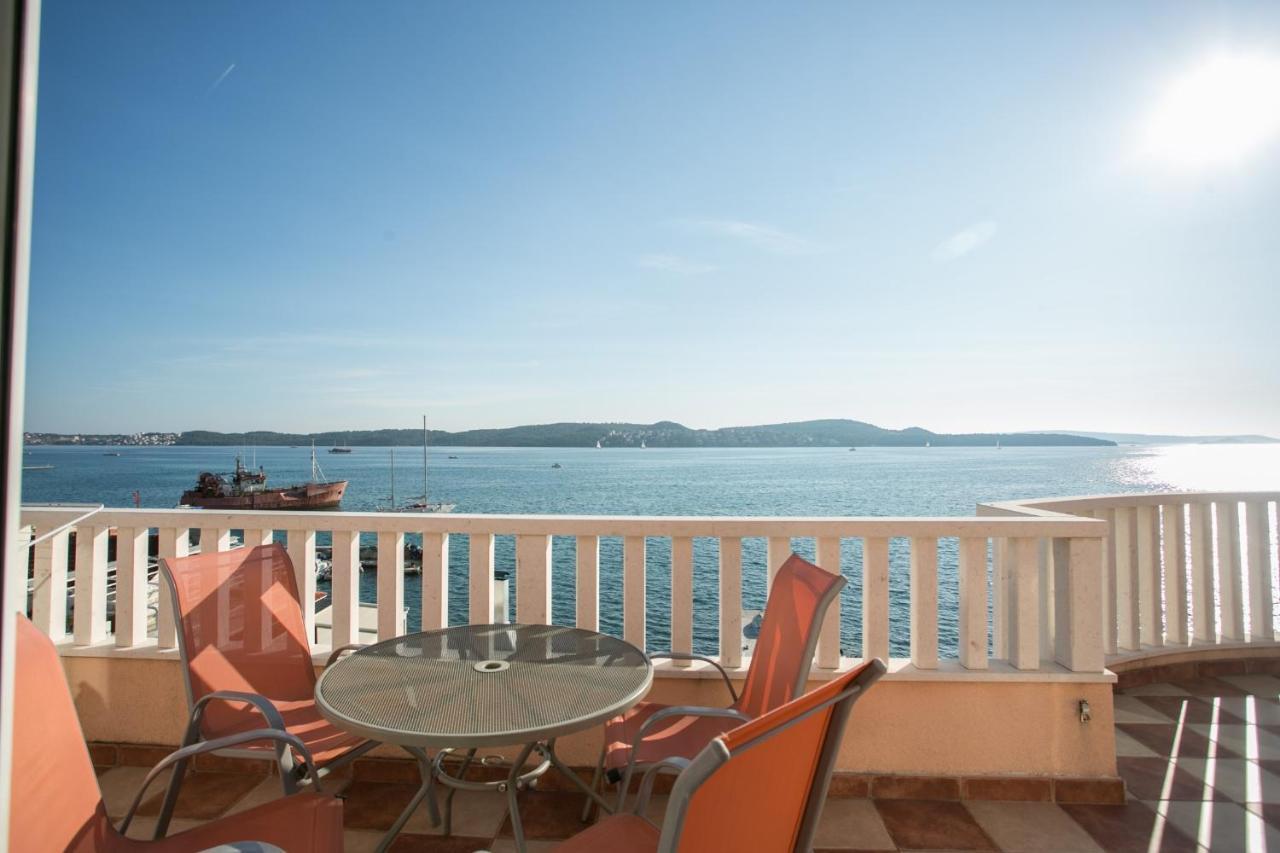 Kaja - Right Next To The Beach Trogir Luaran gambar