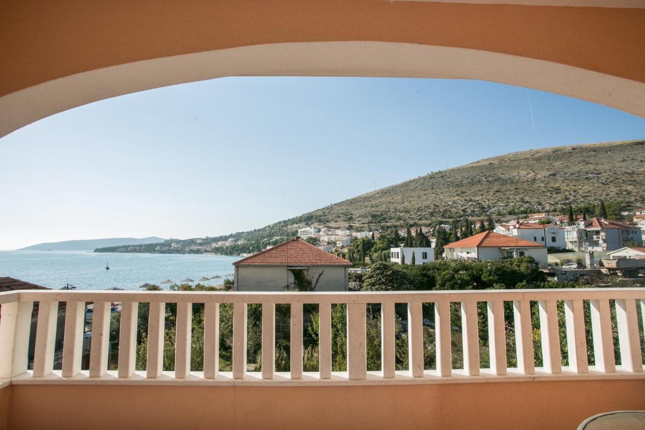 Kaja - Right Next To The Beach Trogir Luaran gambar