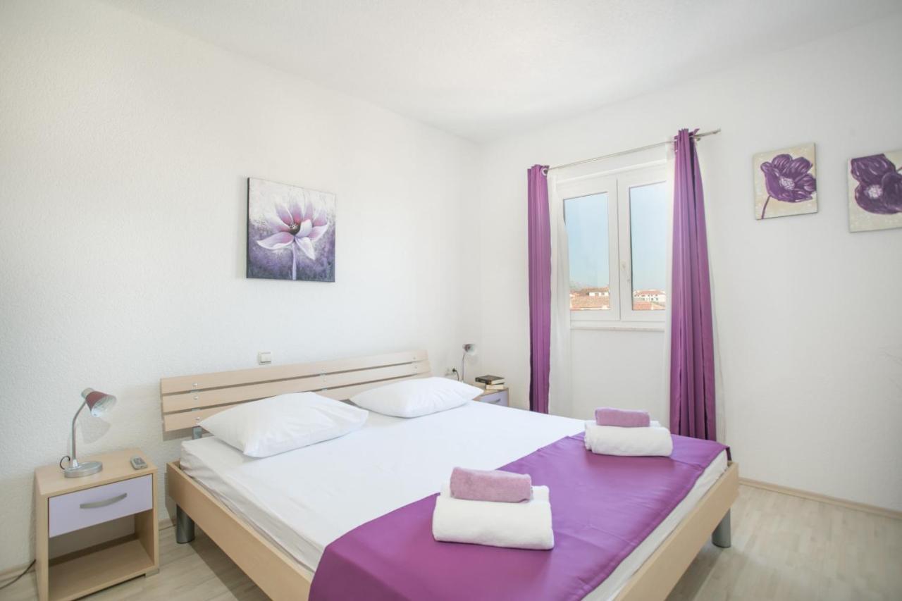 Kaja - Right Next To The Beach Trogir Luaran gambar